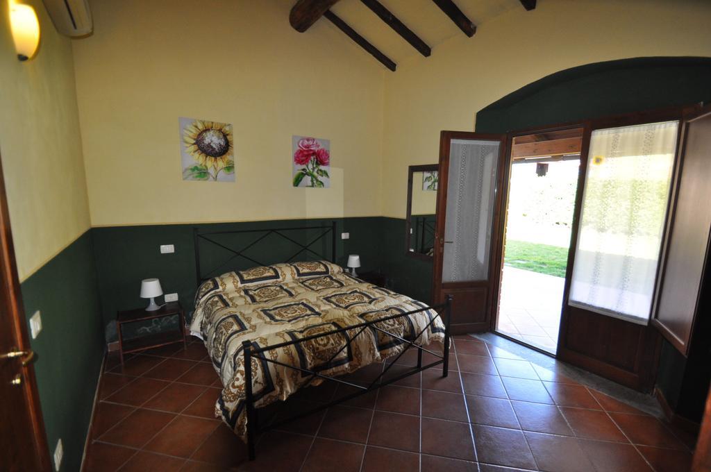 Agriturismo Il Cerrosughero Villa Scarlino Bilik gambar