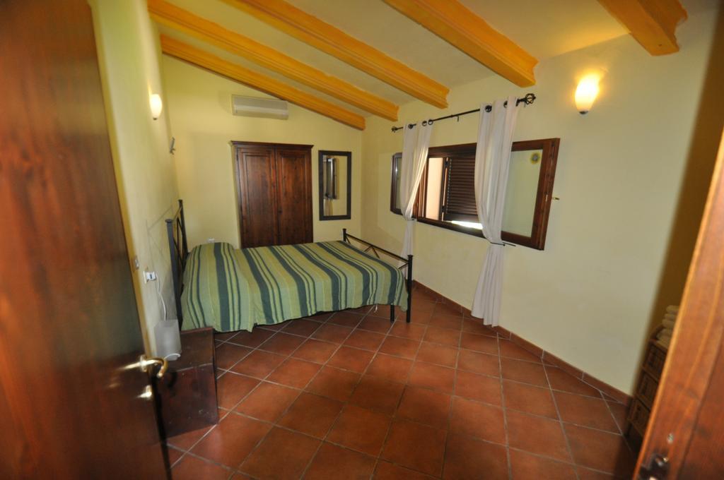 Agriturismo Il Cerrosughero Villa Scarlino Bilik gambar